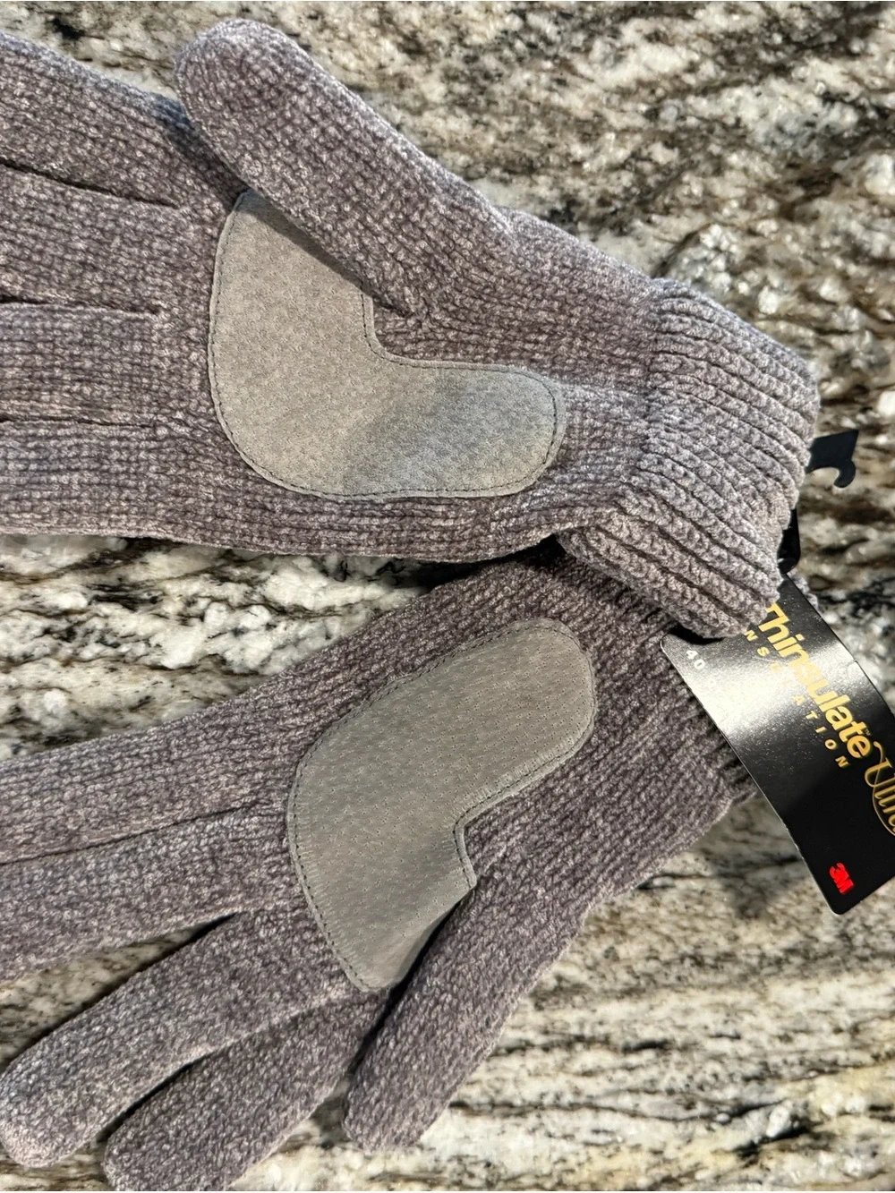 Isotoner Gray Knit Winter Gloves Thinsulate Lined, Adults One Size